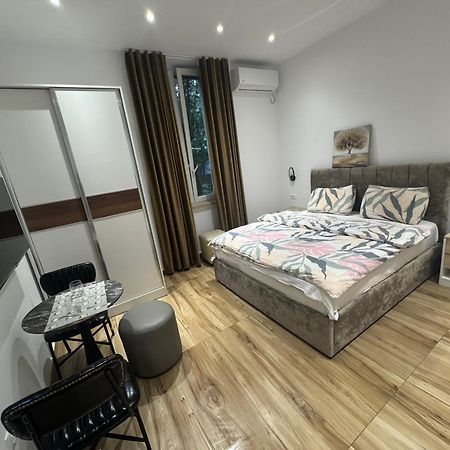Vila 21 At Blloku Area Τίρανα Εξωτερικό φωτογραφία