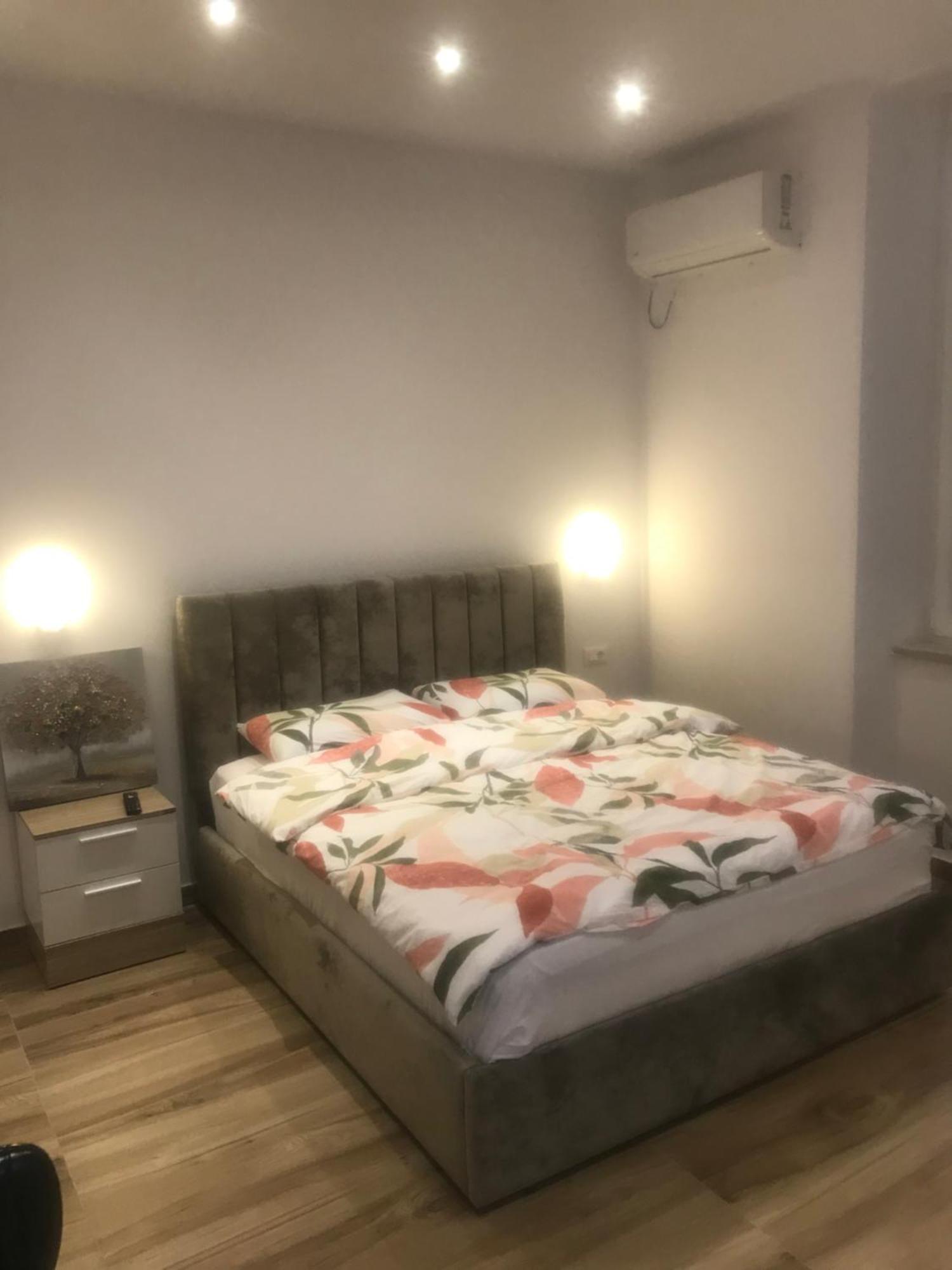 Vila 21 At Blloku Area Τίρανα Εξωτερικό φωτογραφία