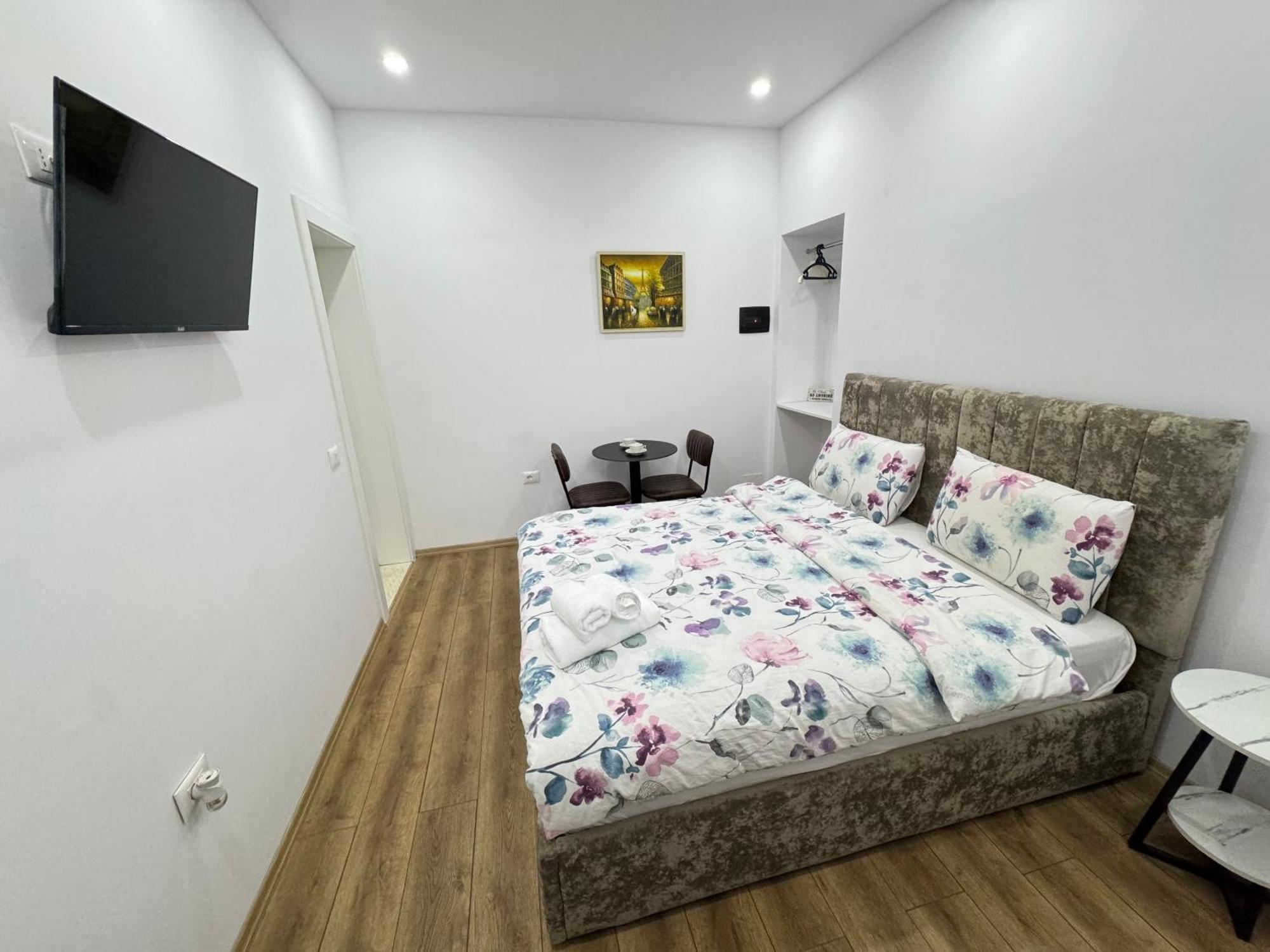 Vila 21 At Blloku Area Τίρανα Εξωτερικό φωτογραφία