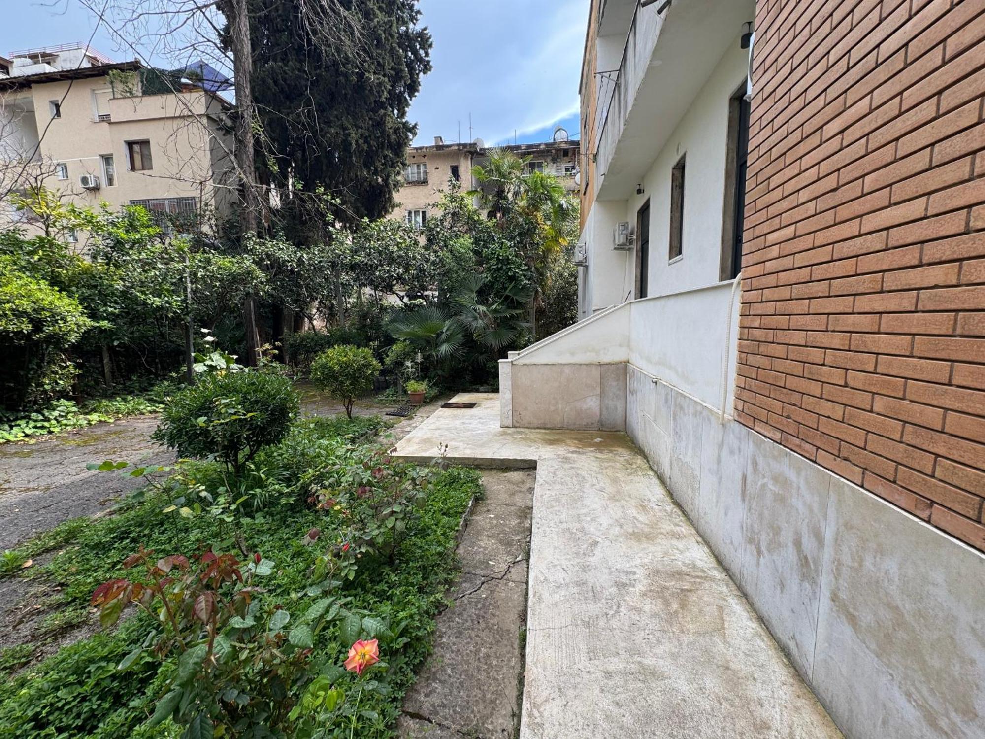 Vila 21 At Blloku Area Τίρανα Εξωτερικό φωτογραφία
